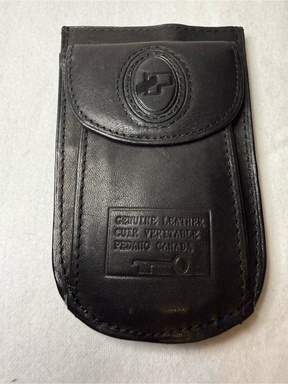 Vintage Pedano Canada Genuine Leather Key Holder Black Gold Tone Key Case